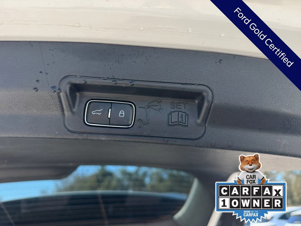 Certified 2024 Ford Explorer Platinum w/ Technology Package image 29
