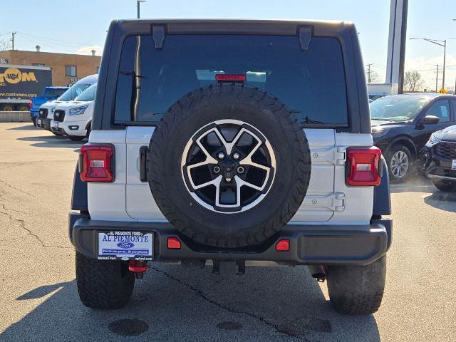 Used 2024 Jeep Wrangler Unlimited Rubicon image 3