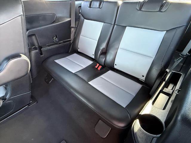 Certified 2022 Ford Explorer XLT w/ Equipment Group 202A image 11