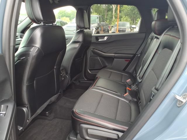 Certified 2024 Ford Escape ST-Line w/ Tech Pack #1 AWD/4WD image 9