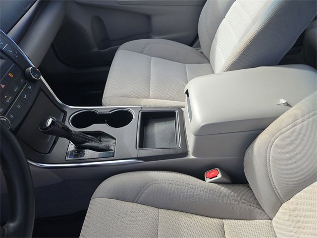 Used 2017 Toyota Camry LE image 20