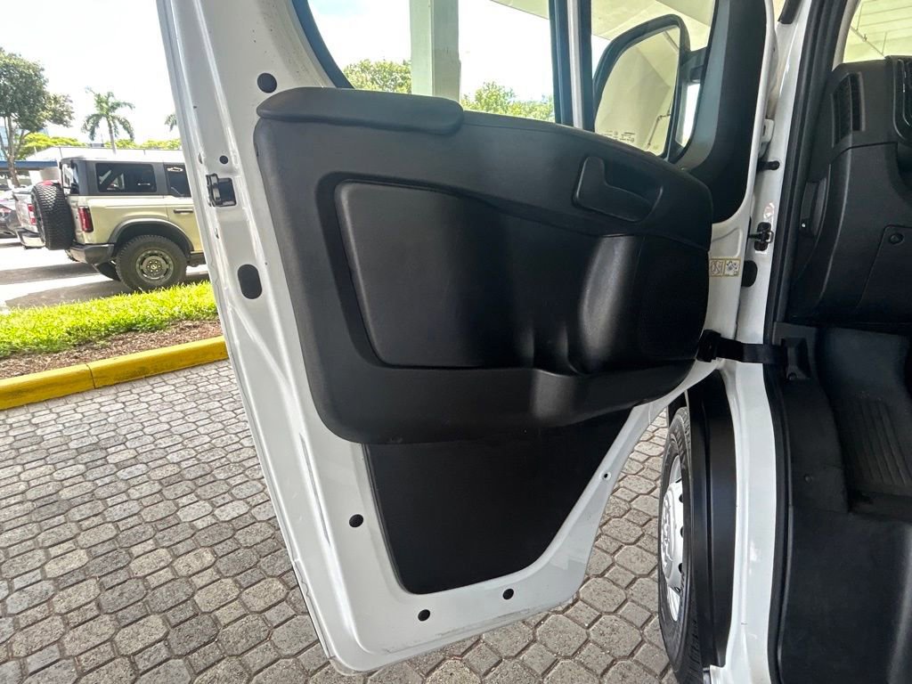 Used 2023 RAM ProMaster 2500 w/ Convenience Group image 26