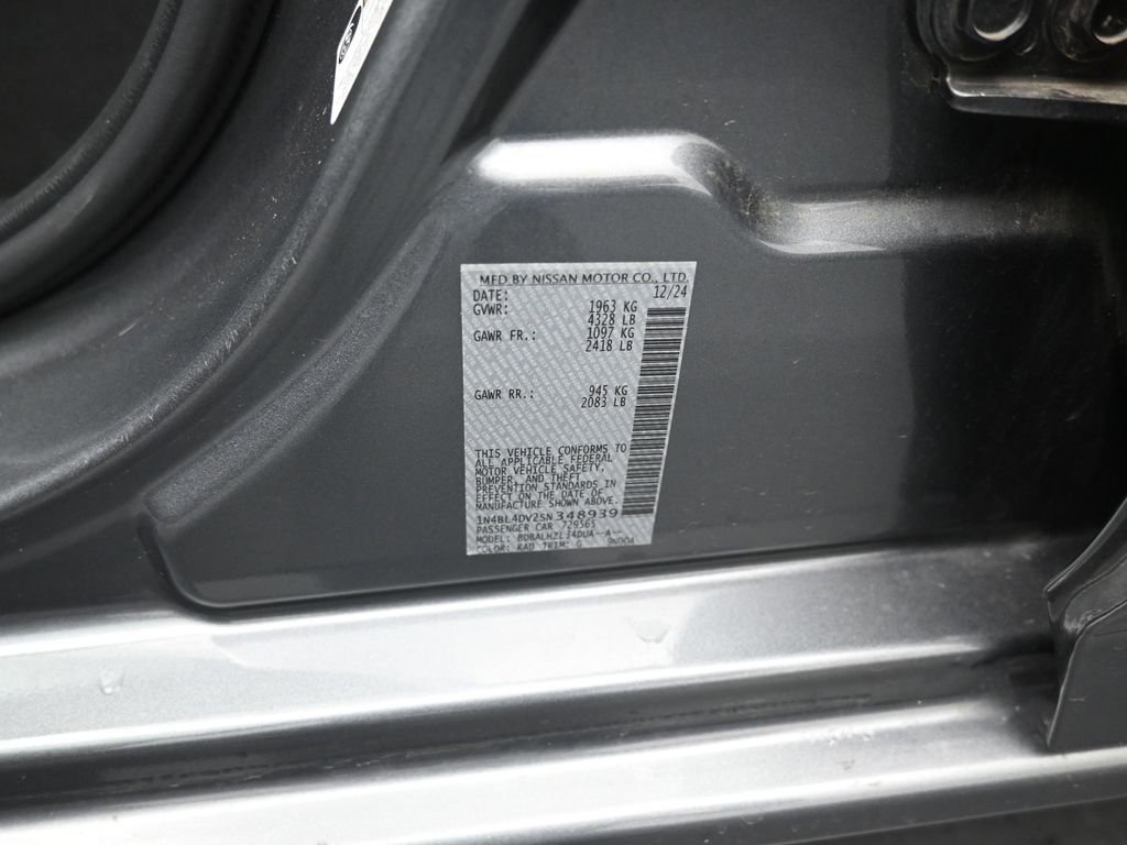 Used 2025 Nissan Altima 2.5 SV FWD image 24