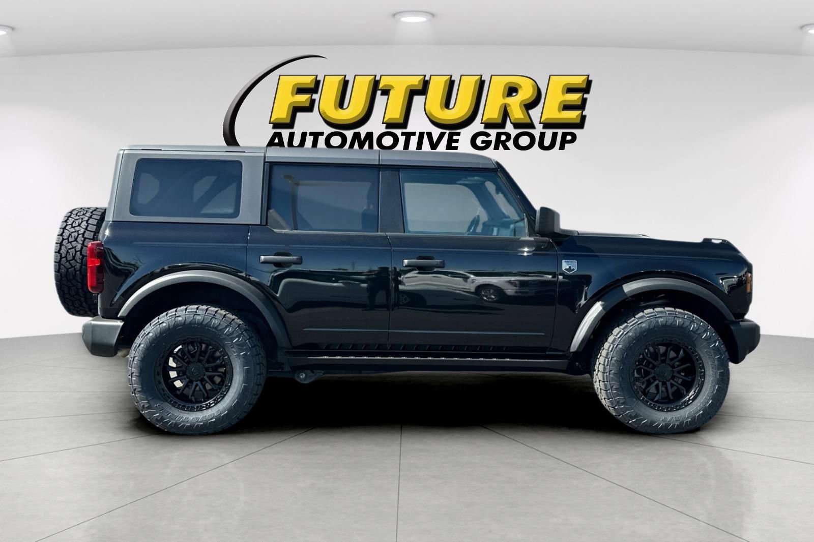 Certified 2025 Ford Bronco Big Bend AWD/4WD image 2