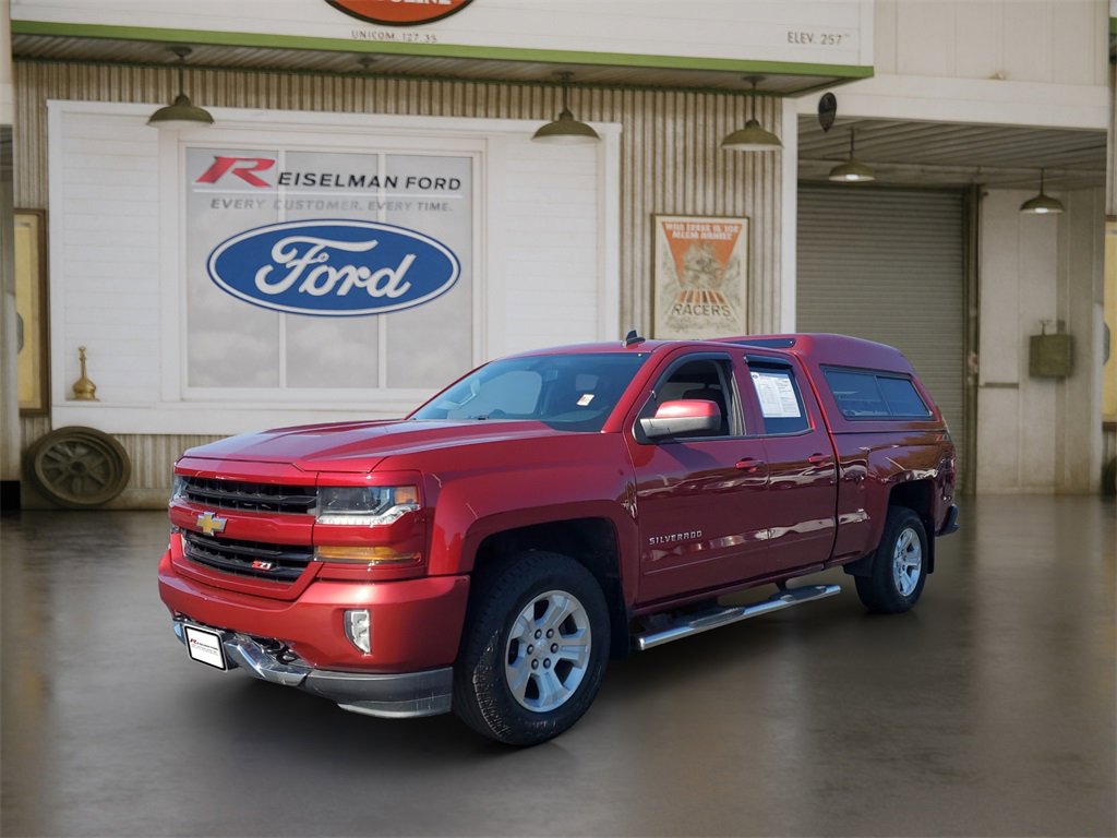 Used 2018 Chevrolet Silverado 1500 LT w/ All Star Edition image 2