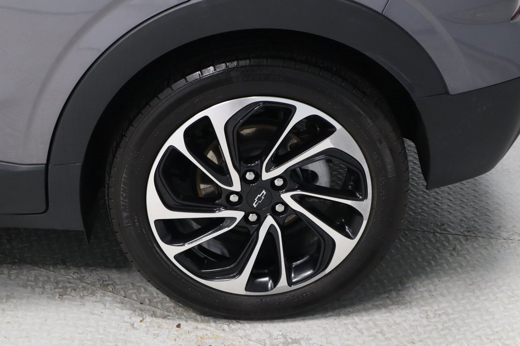 Used 2022 Chevrolet Bolt EUV Premier image 15