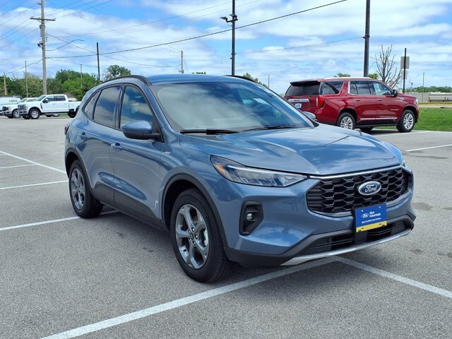 Certified 2025 Ford Escape ST-Line Select w/ Tech Pack #1 AWD/4WD image 7