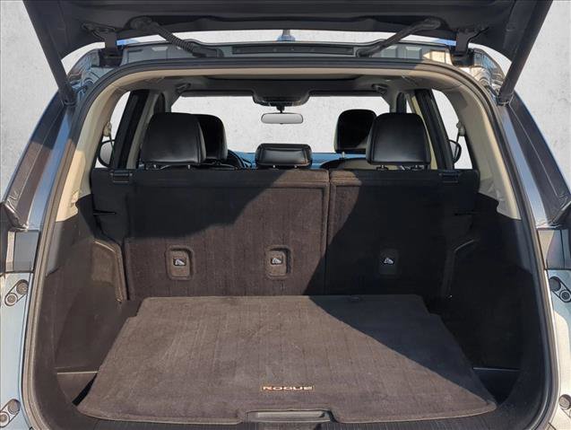 Used 2021 Nissan Rogue SV w/ Premium Package image 10