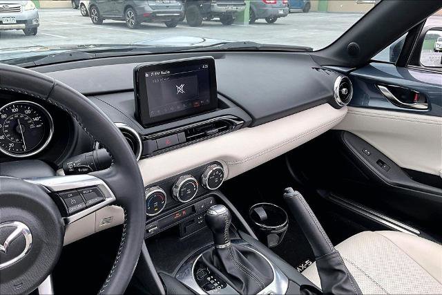 Used 2021 MAZDA MX-5 Miata RF Grand Touring RWD image 6