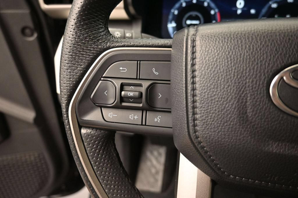 Used 2024 Toyota Tacoma TRD Off-Road AWD/4WD image 3