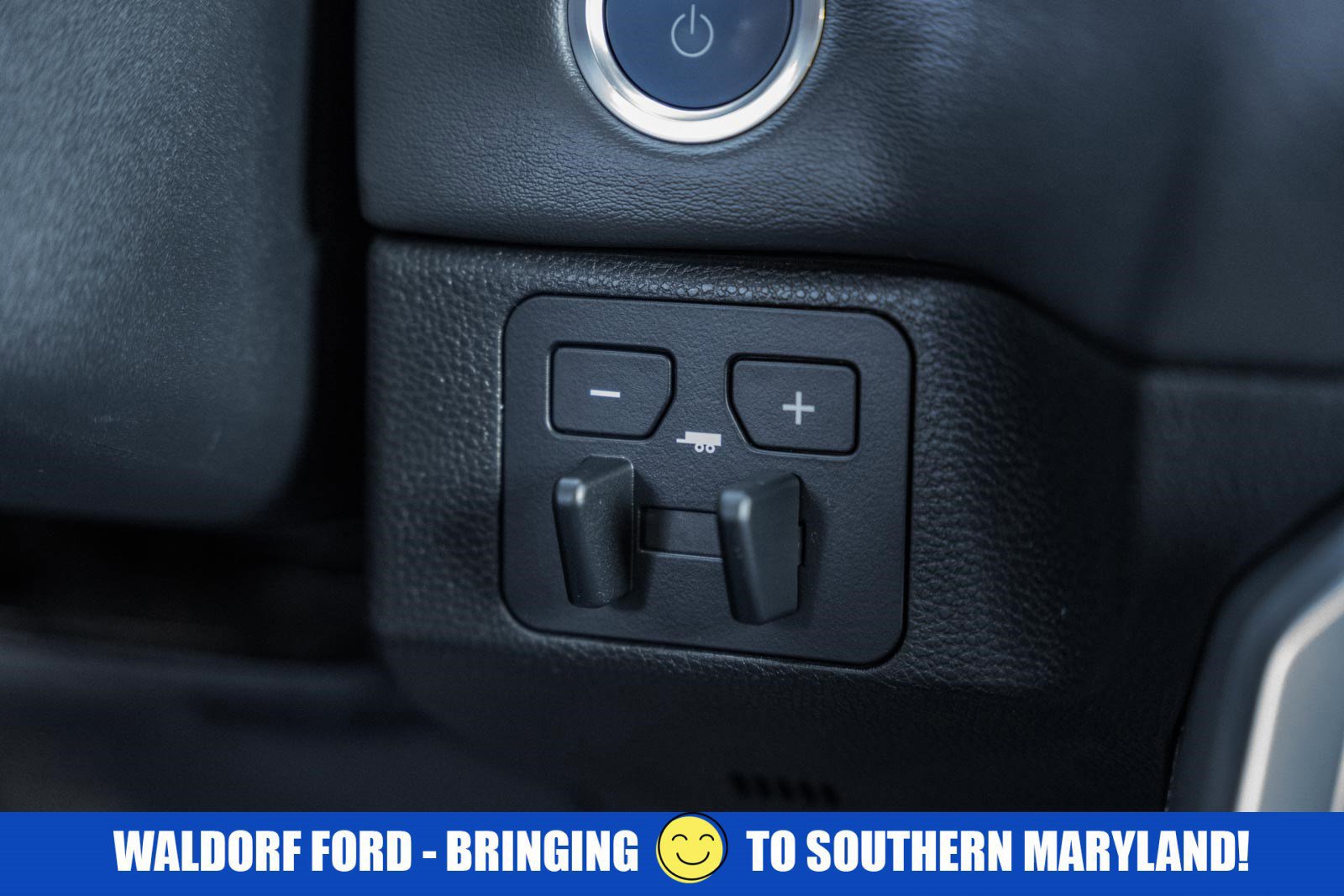 Used 2023 Toyota Tundra Platinum image 32