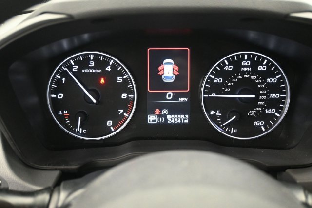 Used 2024 Subaru Crosstrek 2.0i Premium AWD/4WD image 8