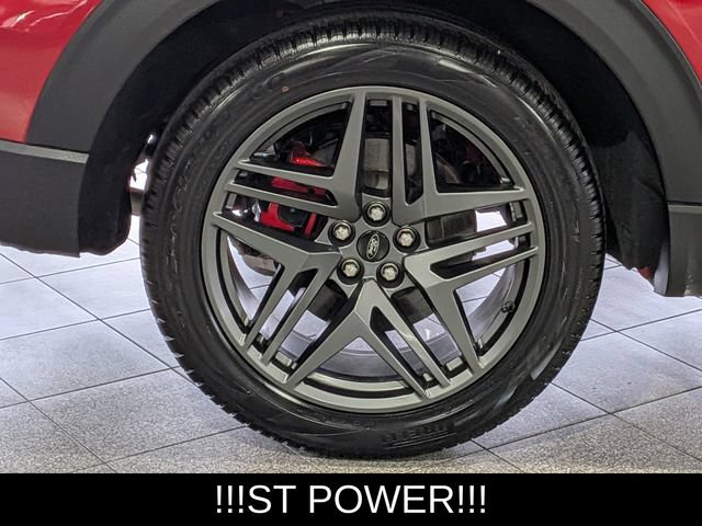 Certified 2025 Ford Explorer ST AWD/4WD image 10