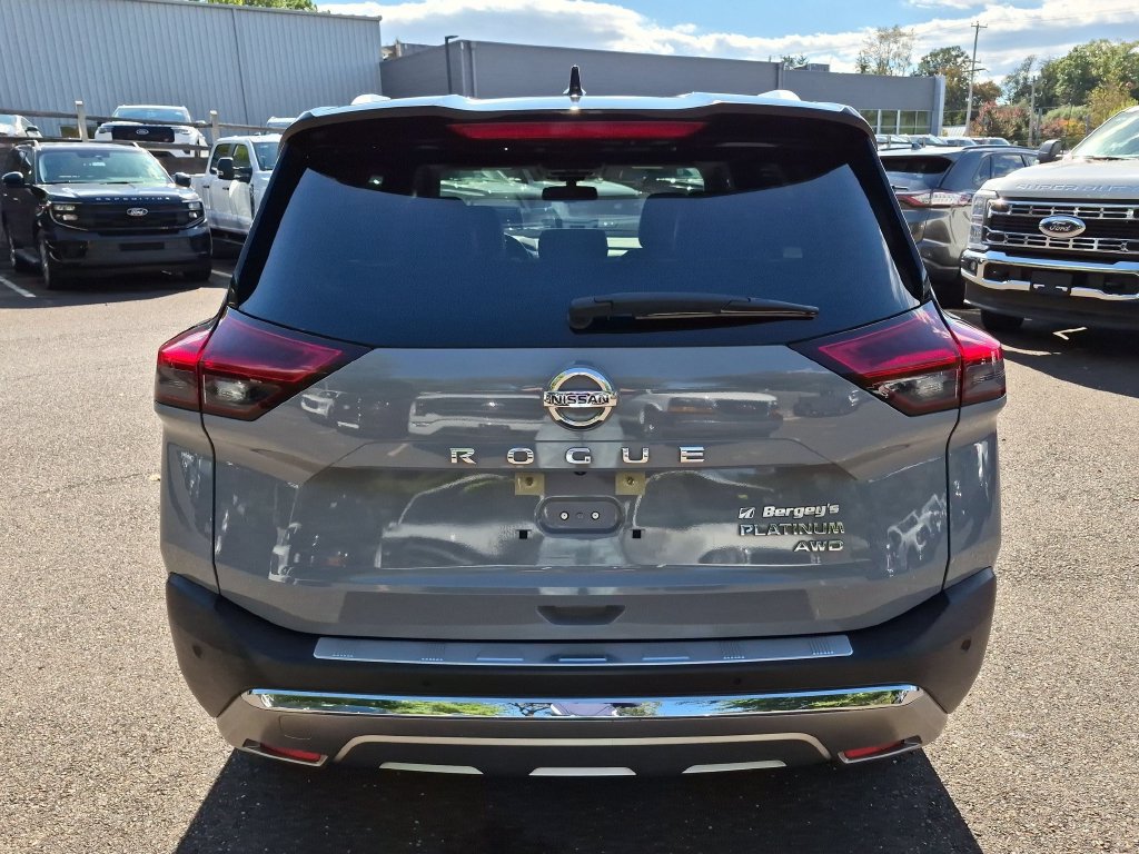 Used 2021 Nissan Rogue Platinum AWD/4WD image 9