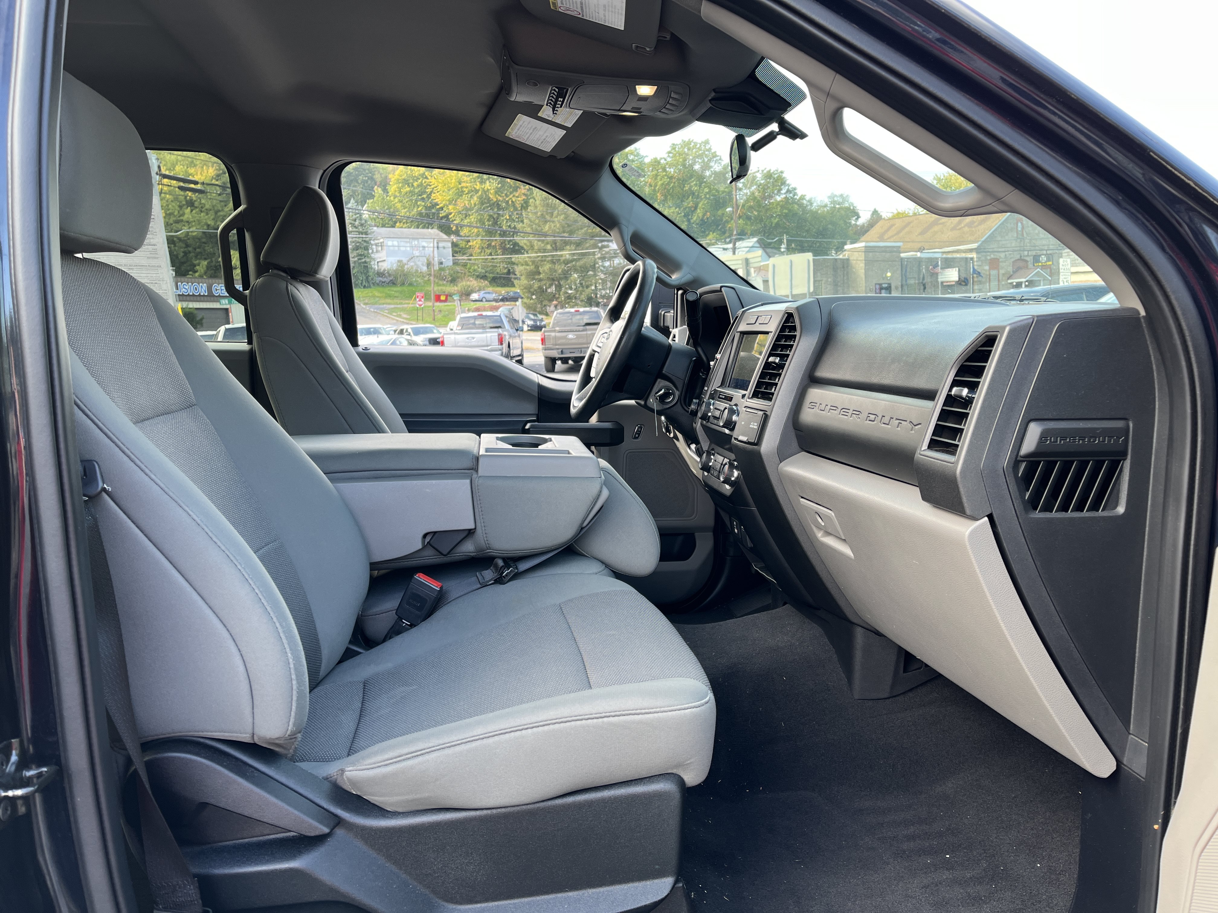Certified 2021 Ford F250 XL w/ STX Appearance Package AWD/4WD image 6
