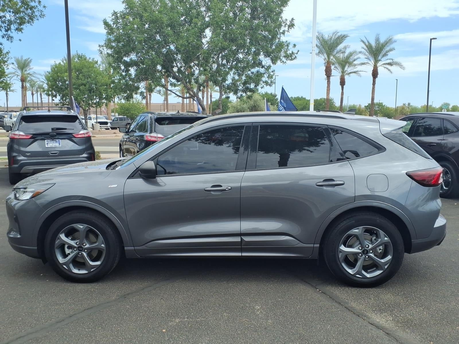 Certified 2024 Ford Escape ST-Line w/ Tech Pack #1 FWD image 7