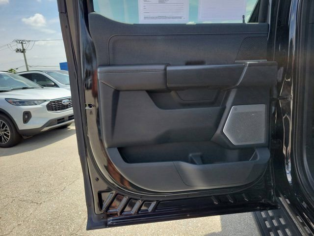 Certified 2023 Ford F150 Raptor w/ Raptor Carbon Fiber Package AWD/4WD image 14