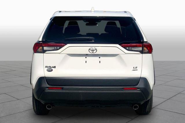 Used 2025 Toyota RAV4 LE AWD/4WD image 5