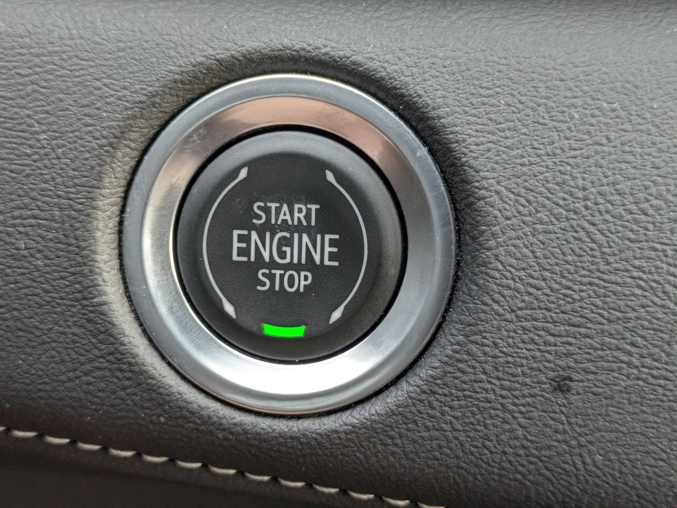 Used 2023 Cadillac Escalade Premium Luxury AWD/4WD image 26