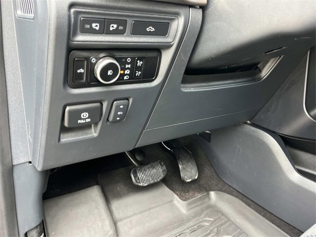 Certified 2023 Ford F150 Raptor w/ Raptor Carbon Fiber Package image 31