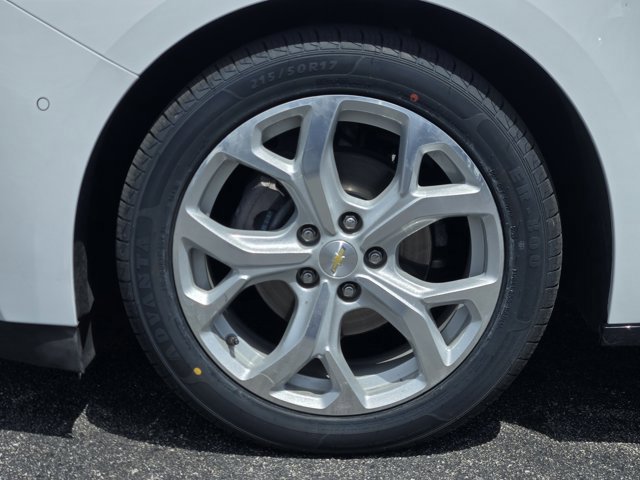 Used 2018 Chevrolet Volt Premier w/ Driver Confidence Package FWD image 10