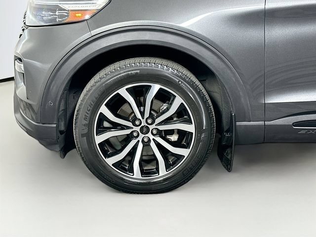 Certified 2020 Ford Explorer ST w/ Premium Technology Package AWD/4WD image 40