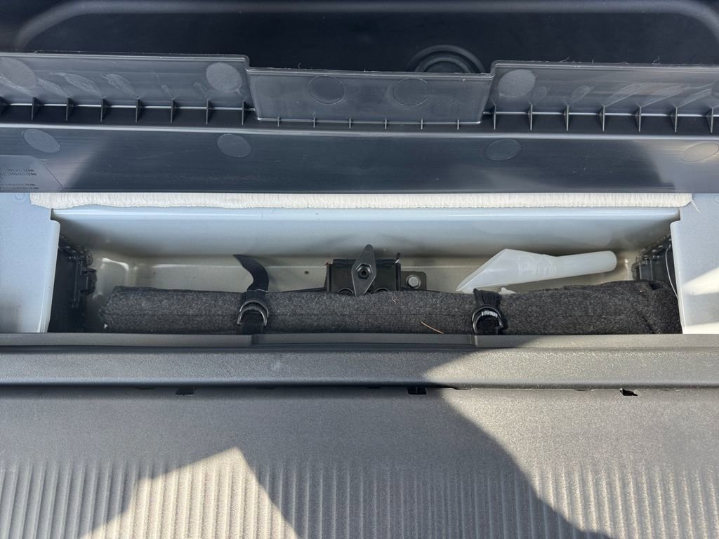 Certified 2025 Ford Expedition Active image 17