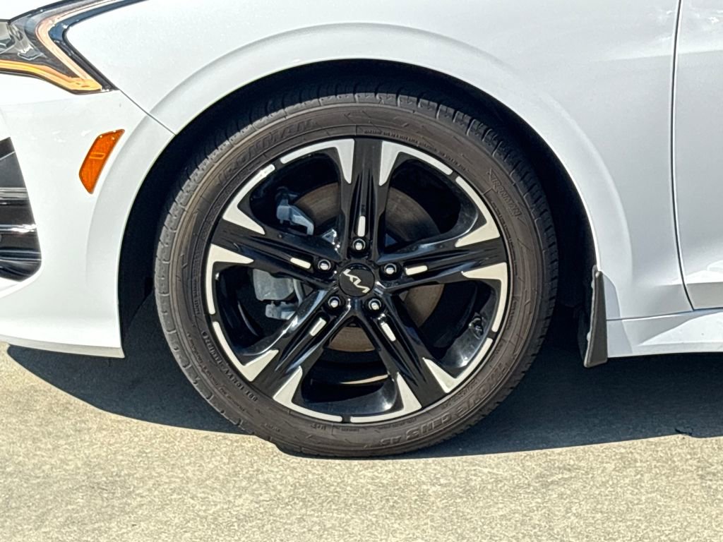 Used 2022 Kia K5 GT-Line image 12