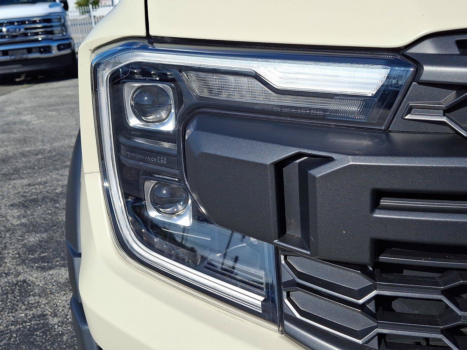 Certified 2025 Ford Ranger Raptor AWD/4WD image 9