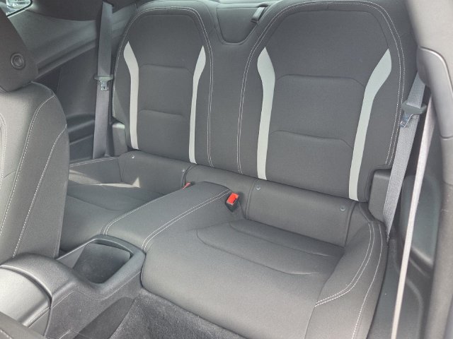 Used 2019 Chevrolet Camaro LT RWD image 13