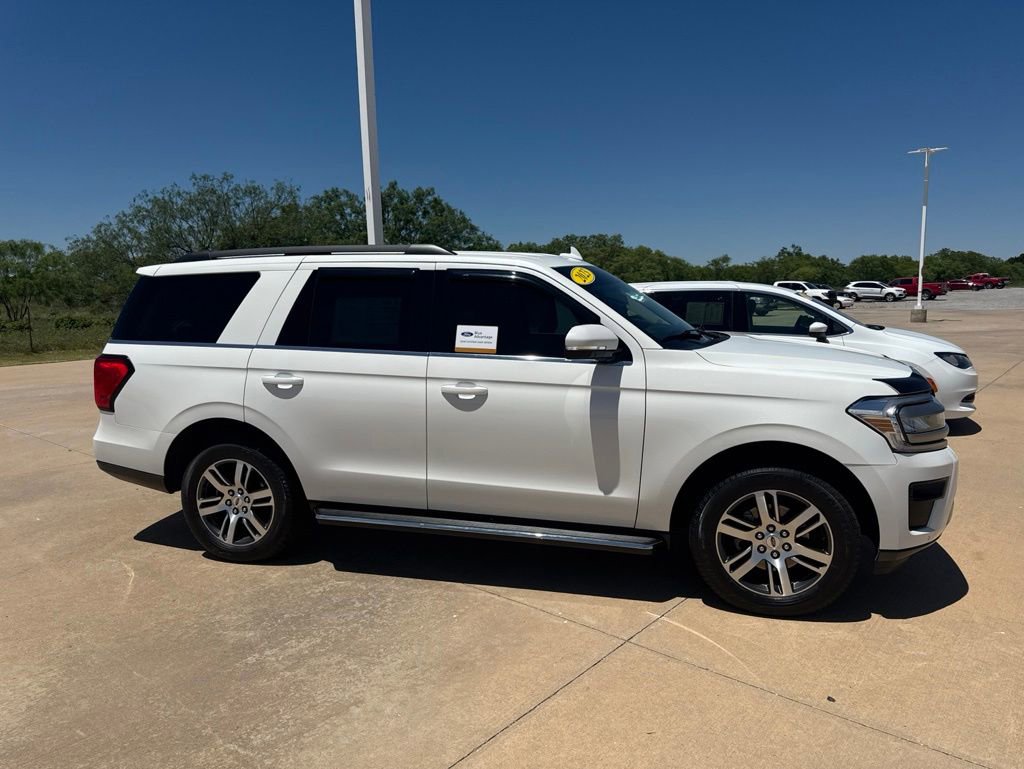 Certified 2023 Ford Expedition XLT AWD/4WD image 1
