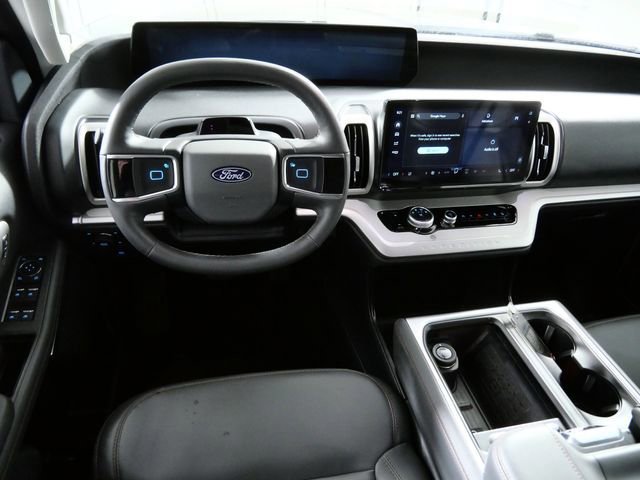 Certified 2025 Ford Expedition Max Active AWD/4WD image 8
