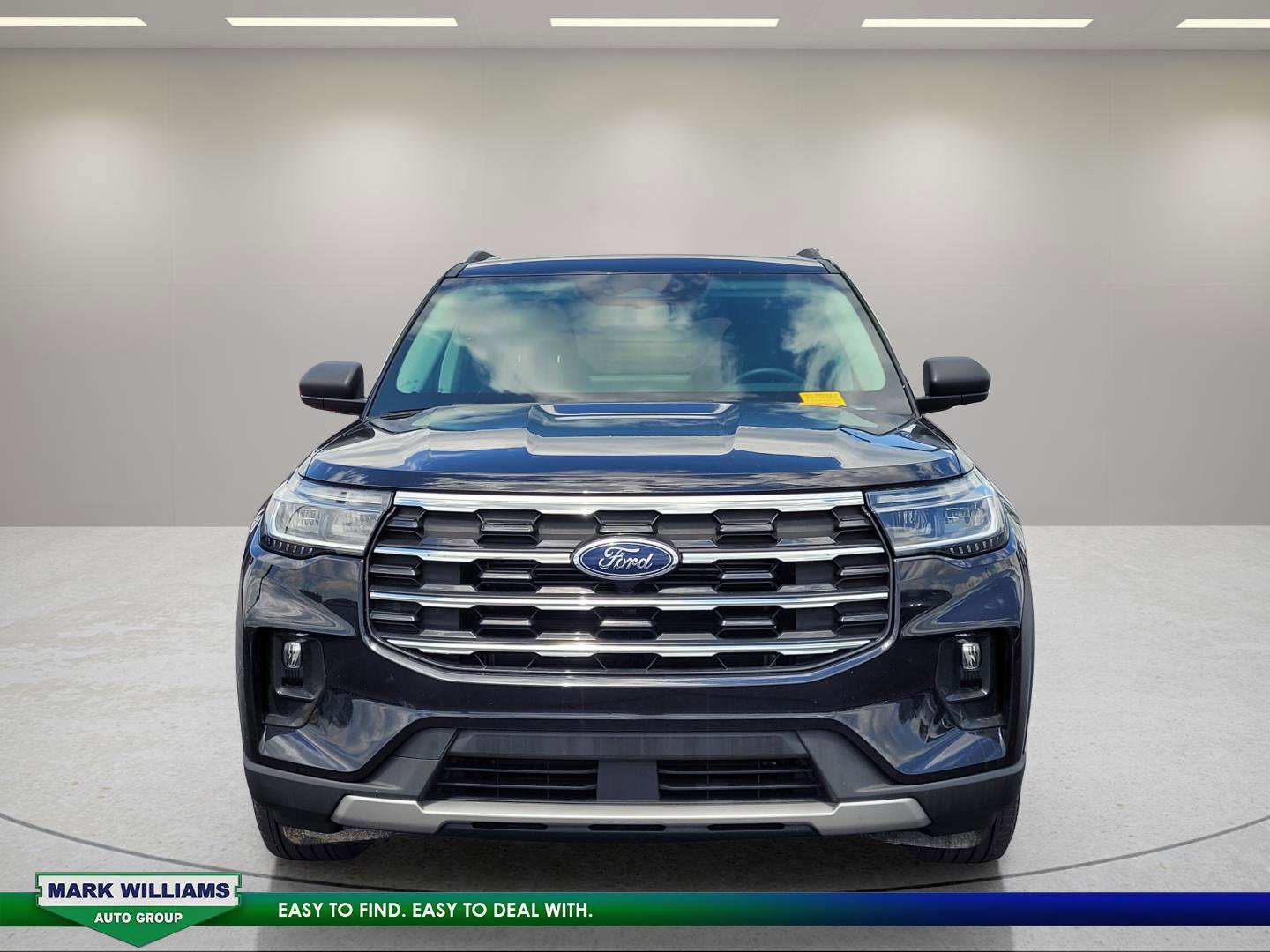 Certified 2025 Ford Explorer Active w/ Active Comfort Package AWD/4WD image 9