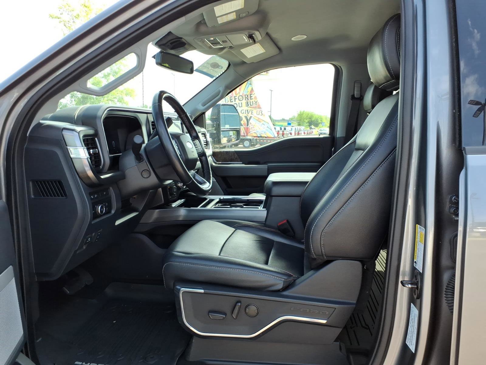 Certified 2024 Ford F350 Lariat w/ Lariat Ultimate Package image 12