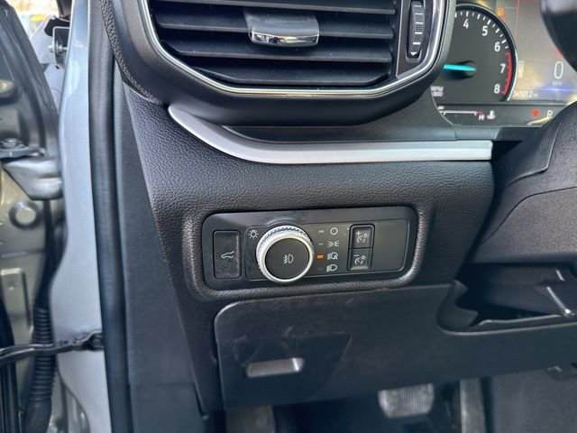 Certified 2022 Ford Explorer XLT w/ Equipment Group 202A image 23