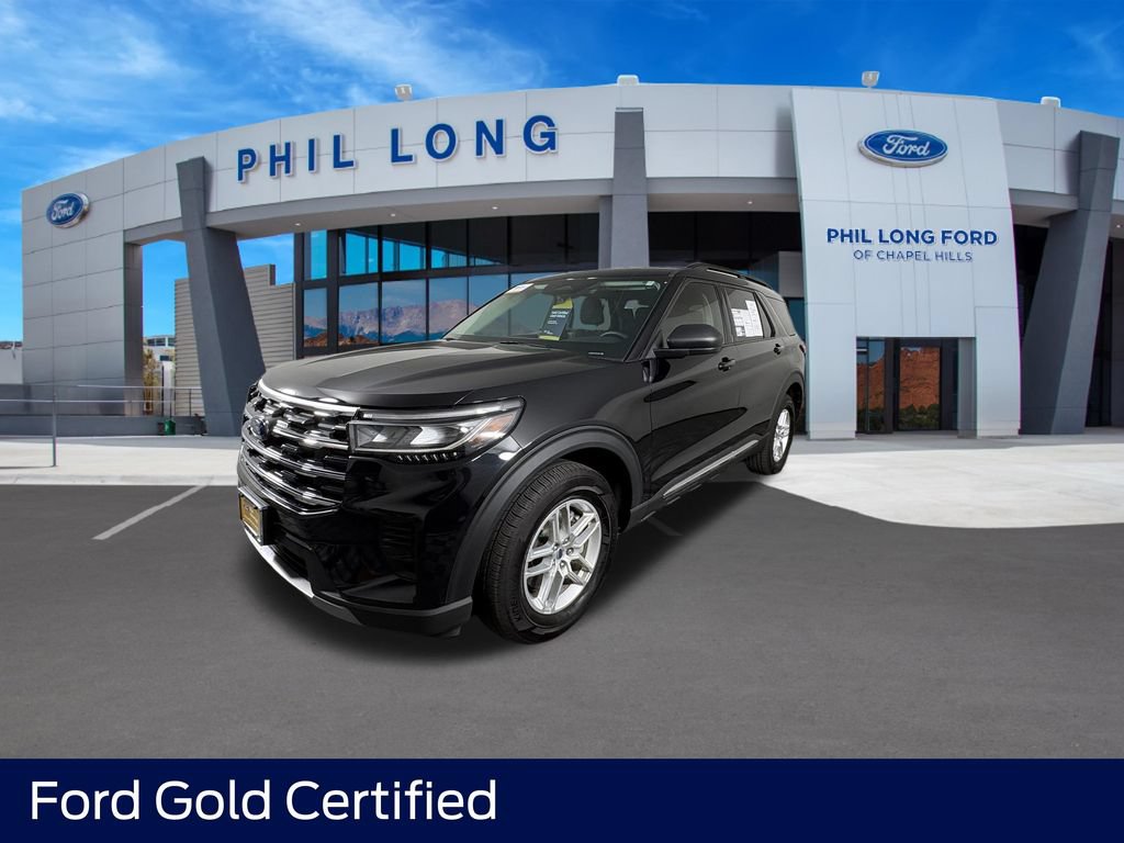 Certified 2025 Ford Explorer Active AWD/4WD image 1