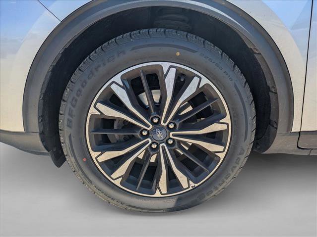 Certified 2022 Ford Escape SE w/ SE Sport Appearance Package image 19