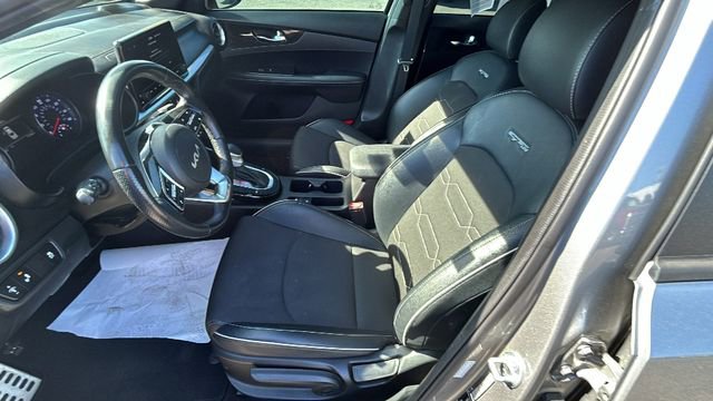 Used 2023 Kia Forte GT-Line w/ GT-Line Technology Package FWD image 17