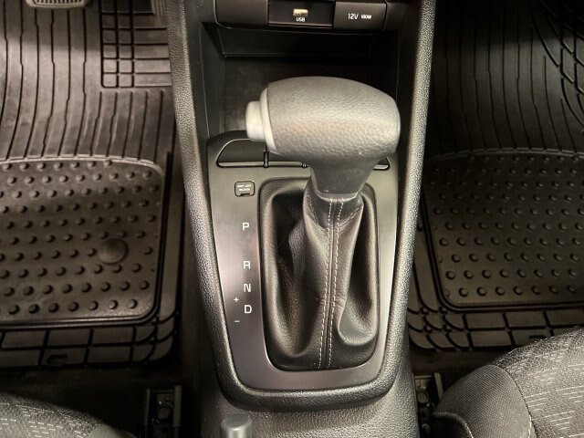 Used 2023 Kia Rio S FWD image 11