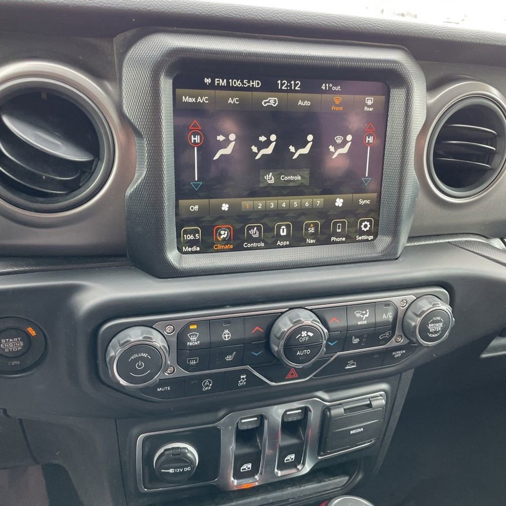 Used 2023 Jeep Wrangler Sport S image 27