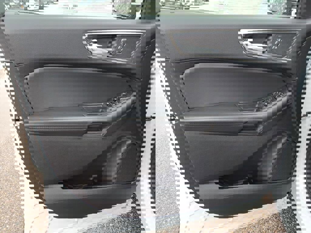 Certified 2022 Ford Edge SEL w/ Convenience Package image 14