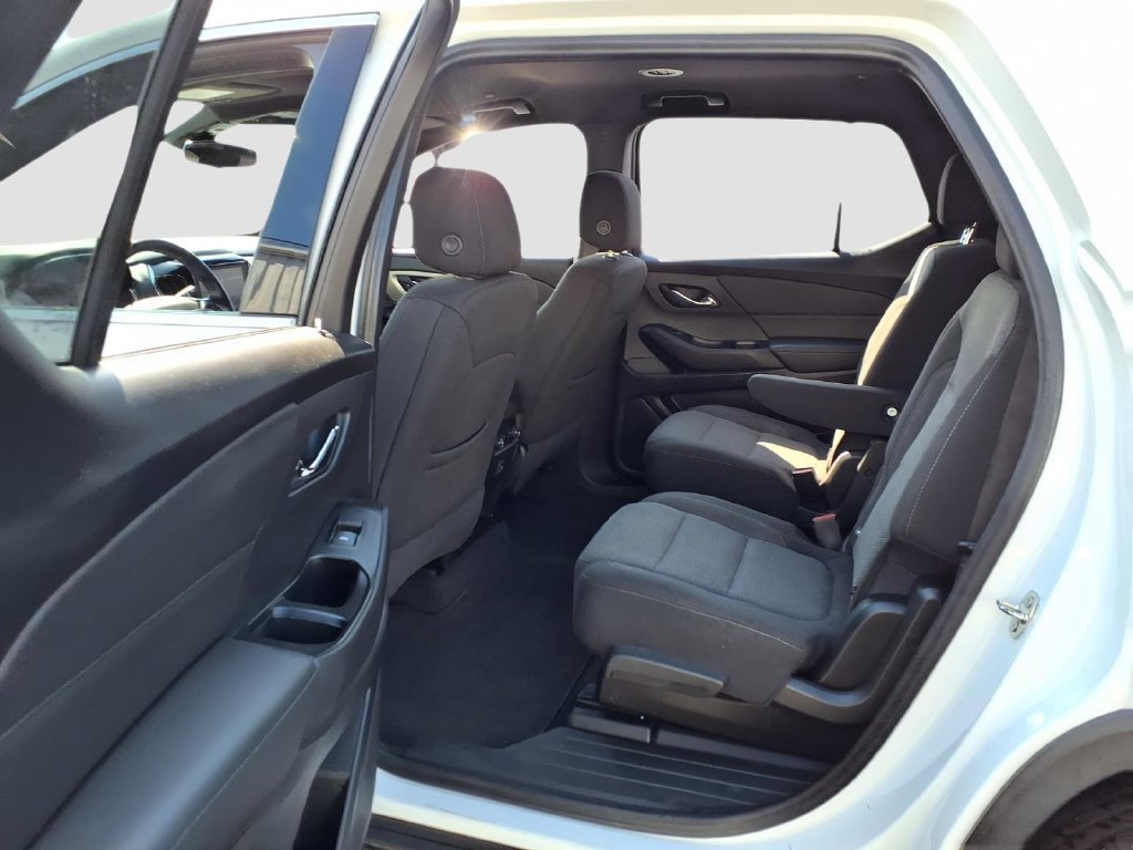 Used 2023 Chevrolet Traverse LT AWD/4WD image 29