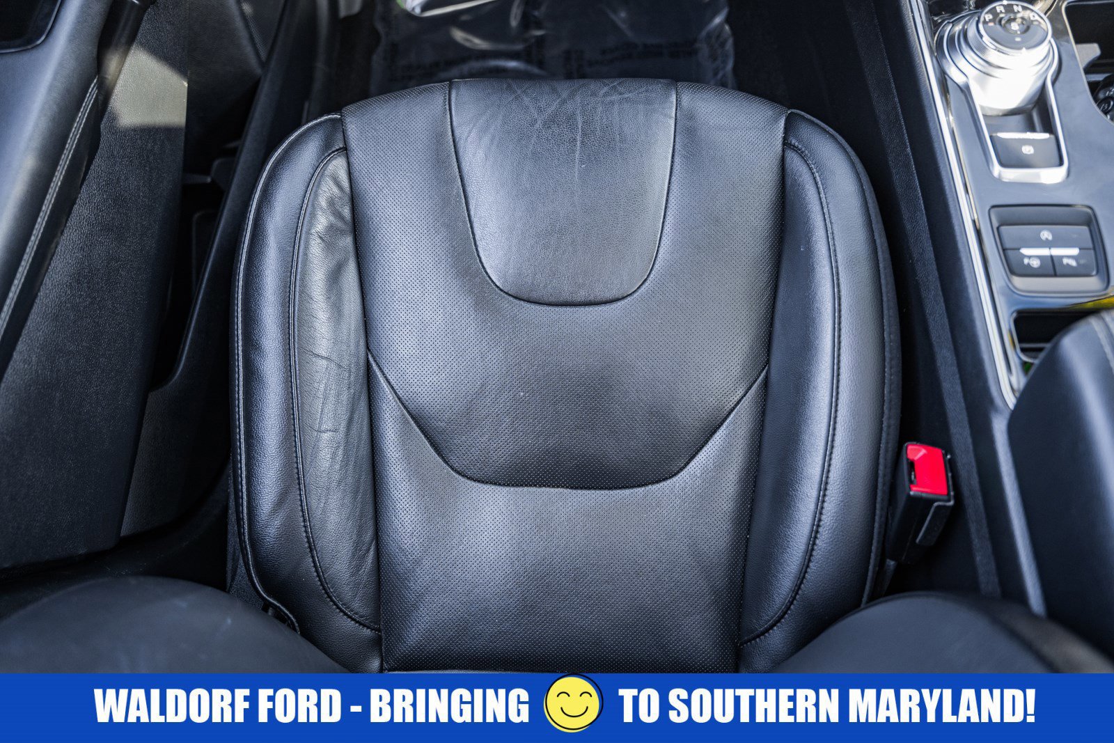 Certified 2020 Ford Edge Titanium w/ Equipment Group 301A image 32