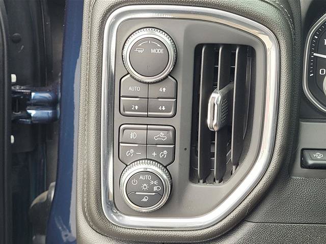 Used 2022 GMC Sierra 2500 Denali w/ Denali Ultimate Package AWD/4WD image 16