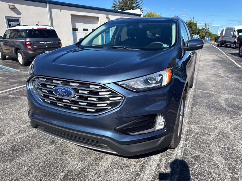 Certified 2019 Ford Edge SEL w/ Equipment Group 201A AWD/4WD image 49