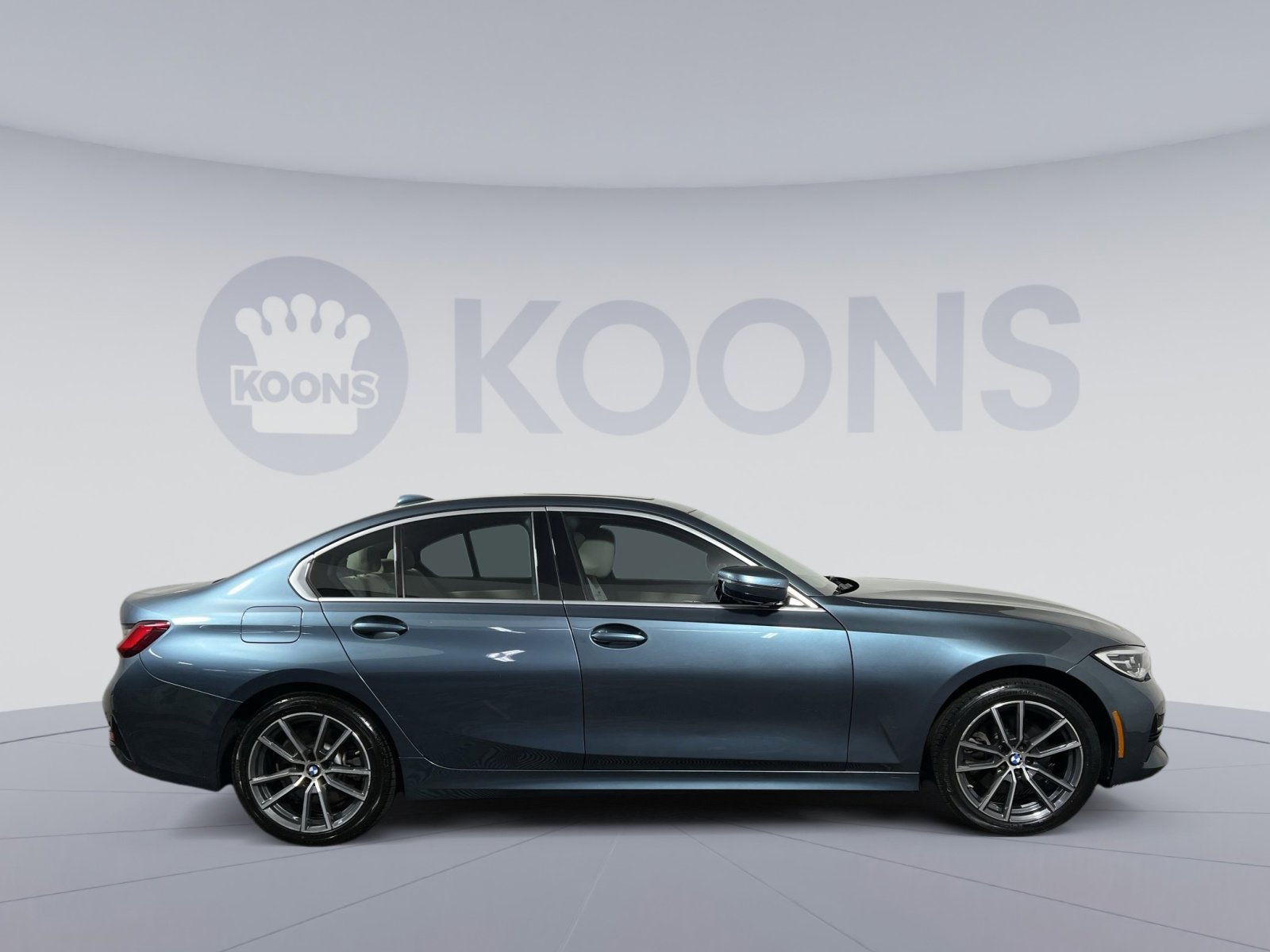 Used 2021 BMW 330i xDrive Sedan w/ Premium Package image 8