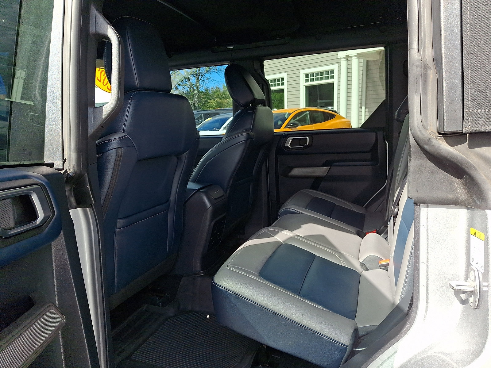 Certified 2022 Ford Bronco Outer Banks AWD/4WD image 11