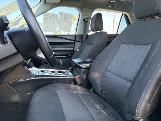 Certified 2023 Ford Explorer XLT RWD image 22