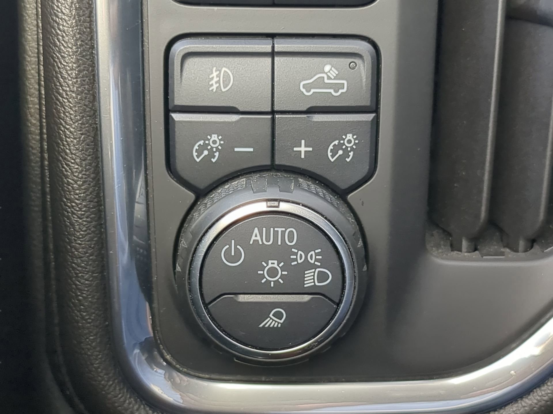 Used 2019 Chevrolet Silverado 1500 High Country w/ Technology Package image 66