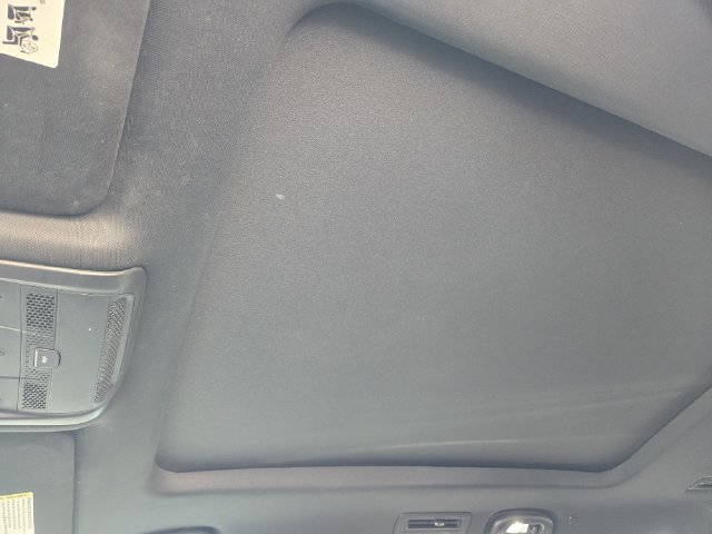 Used 2020 Cadillac XT6 Premium Luxury FWD image 23